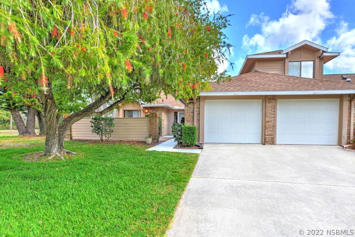 557 Brown Pelican Dr., Daytona Beach, FL 32119