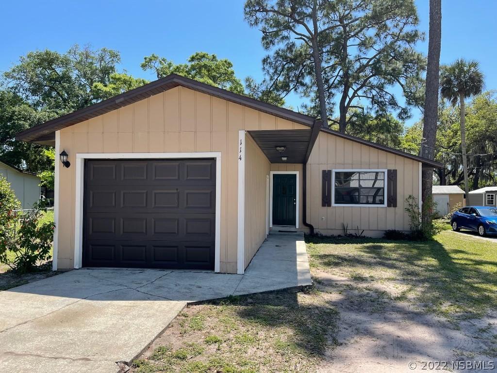 114 W Park Ave., Edgewater, FL 32132