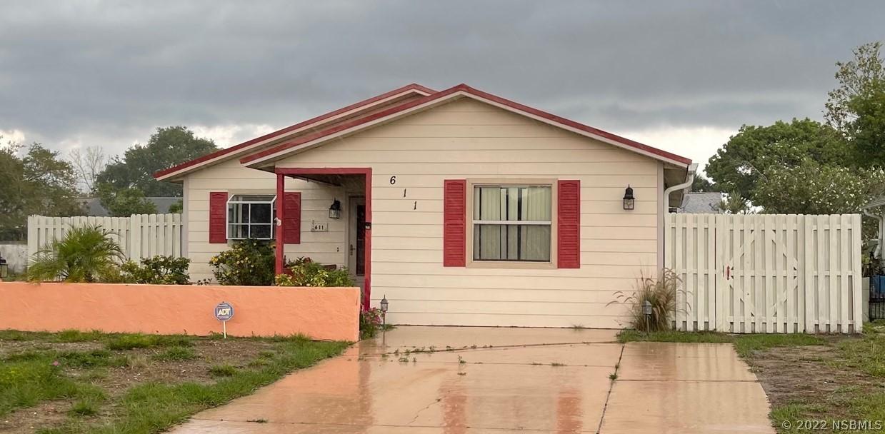 611 Sea Gull Ct., Edgewater, FL 32141