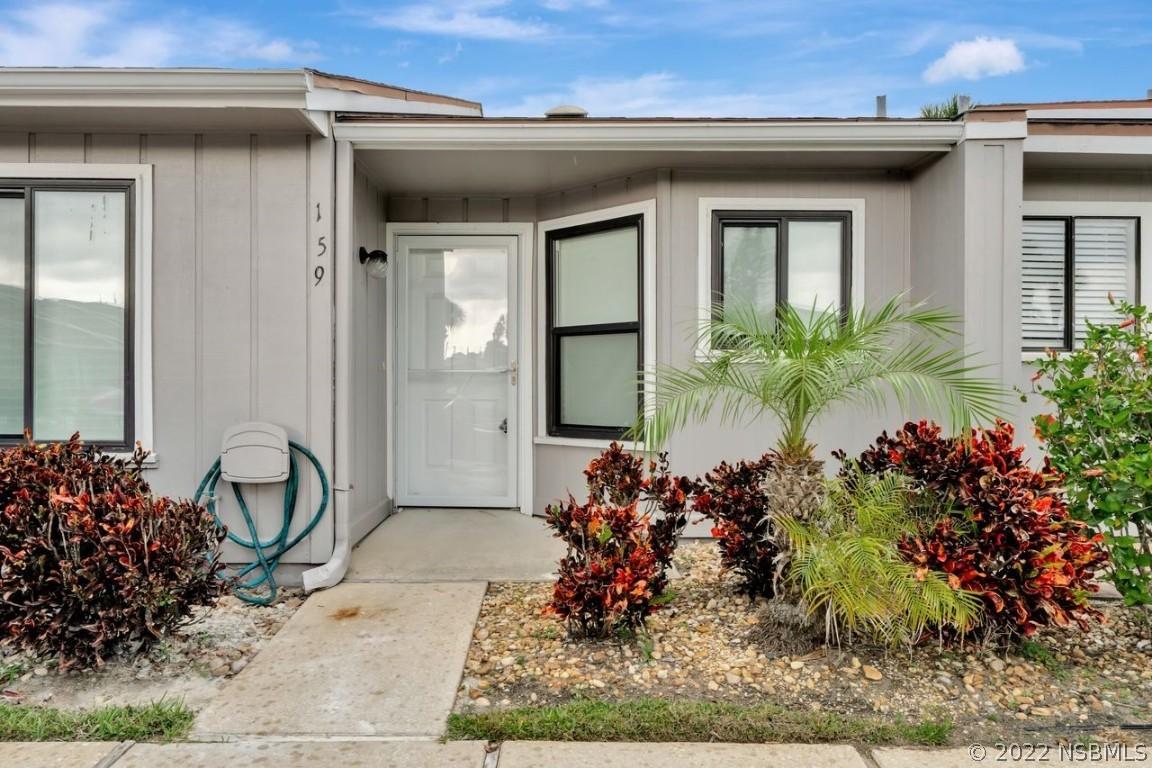 159 Breezeway Ct., New Smyrna Beach, FL 32169