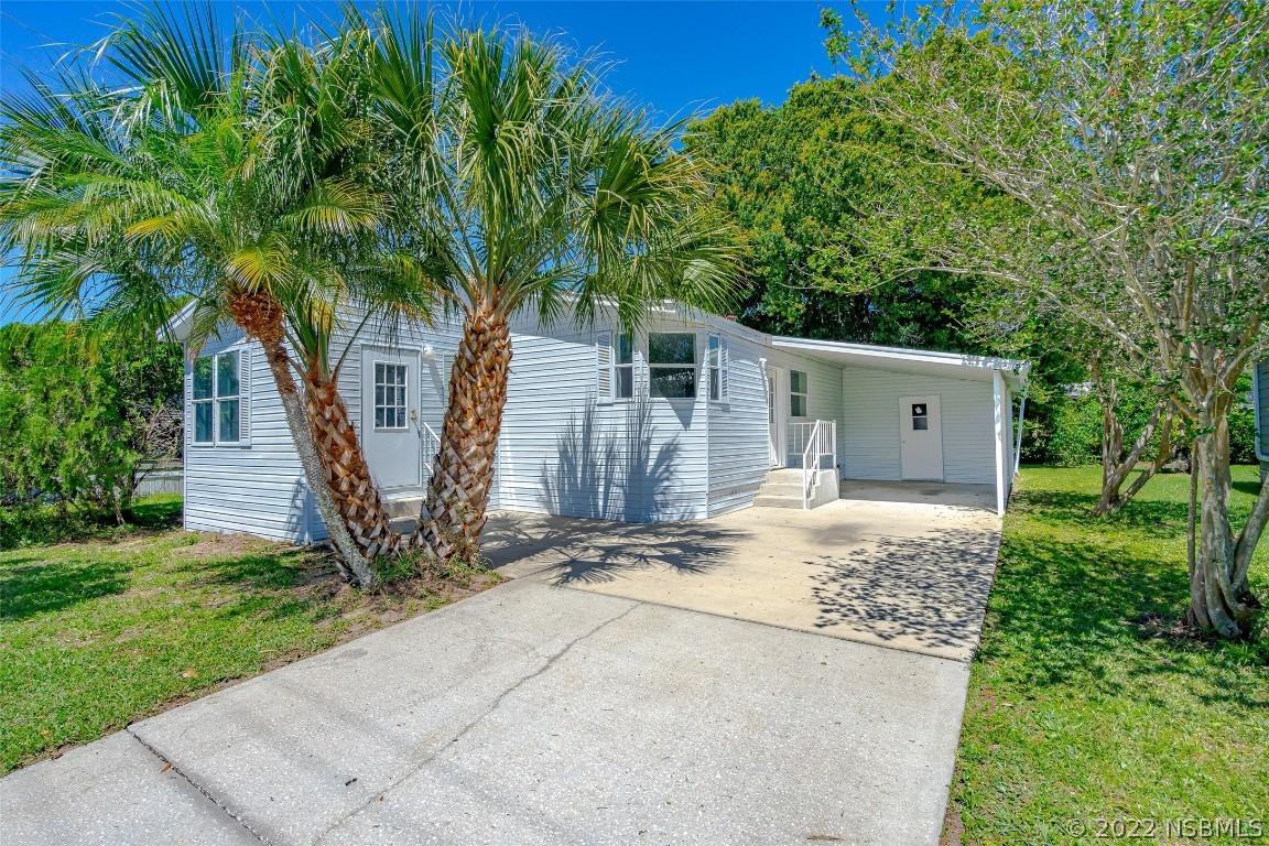 133 Pine St., Edgewater, FL 32141