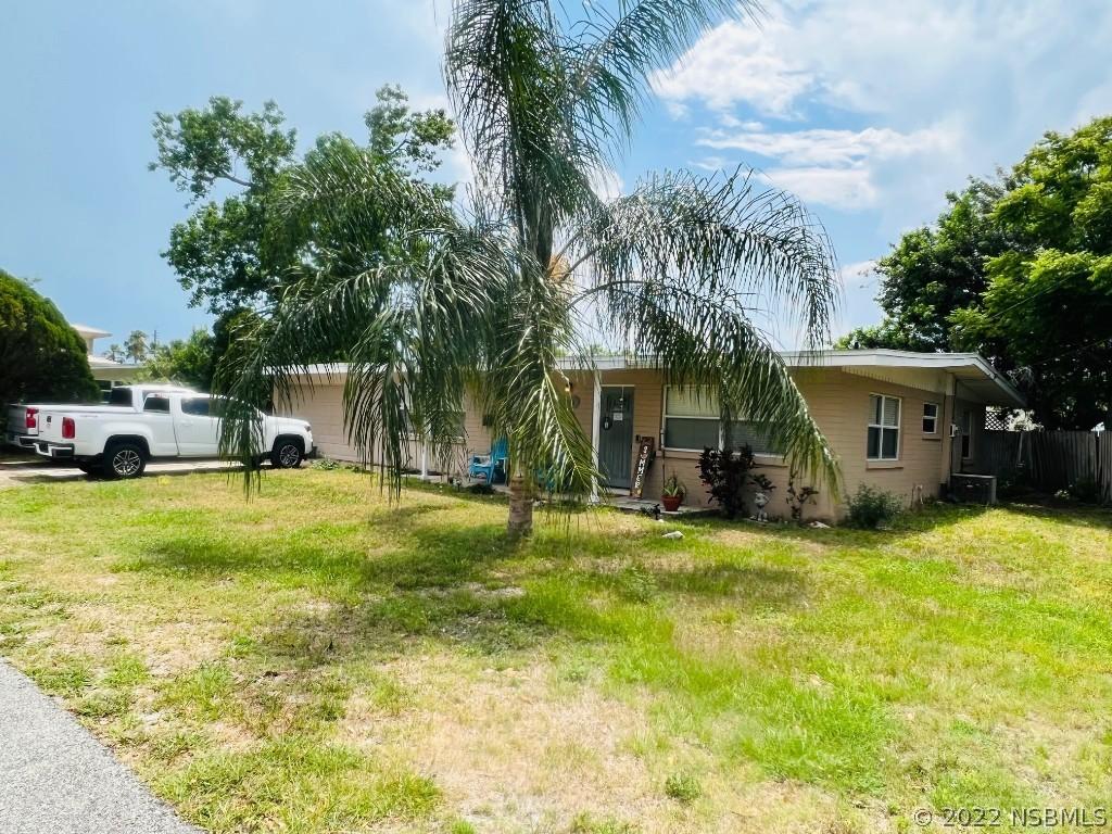 1516 Monroe Dr., Edgewater, FL 32132