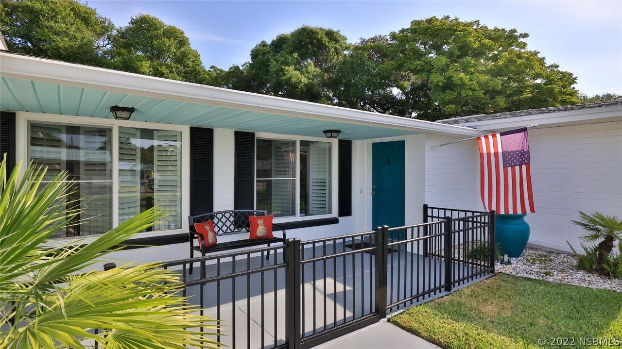 804 Sandpiper St., New Smyrna Beach, FL 32169