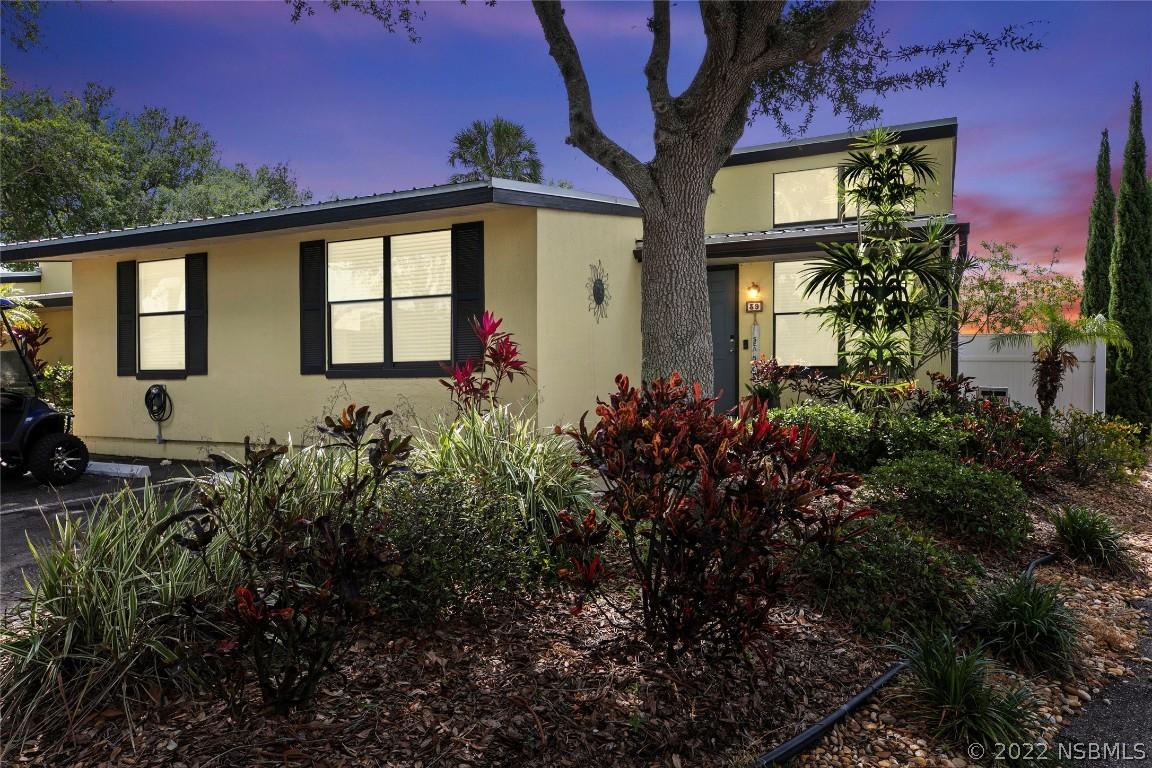 39 Jacaranda Cay Ct., New Smyrna Beach, FL 32169
