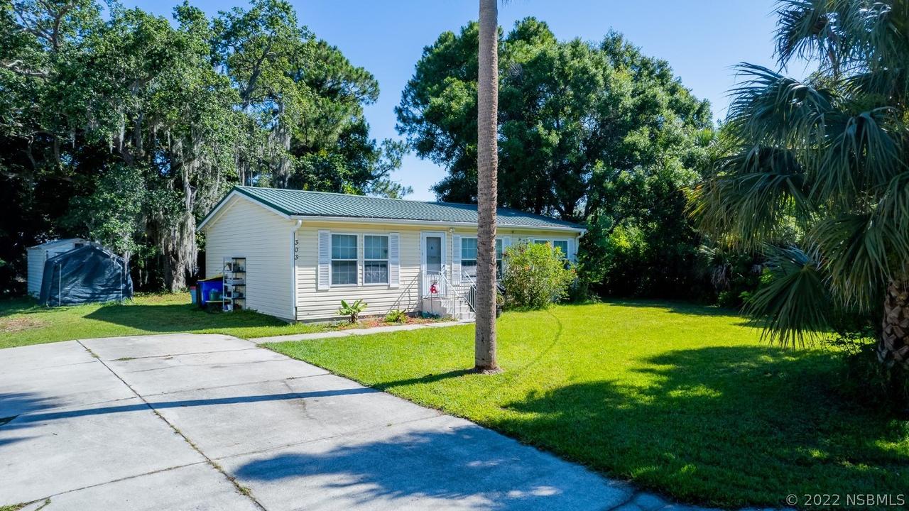303 W Ocean Ave., Edgewater, FL 32132