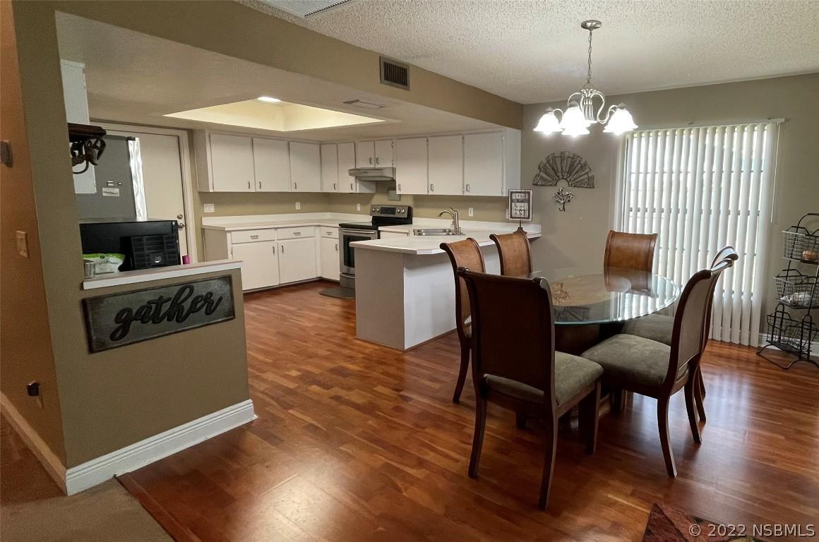 3030 Royal Palm Dr., Edgewater, FL 32141