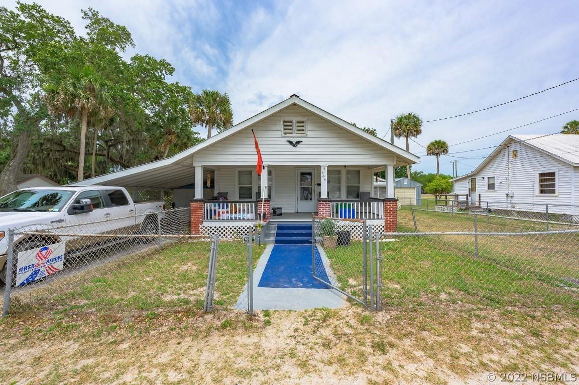 666 Dora St., New Smyrna Beach, FL 32168
