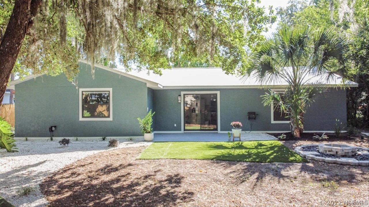 2517 Pine Tree Dr., Edgewater, FL 32141