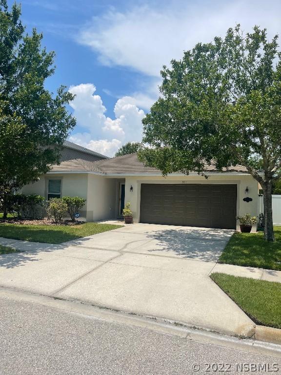 550 Aeolian Dr., New Smyrna Beach, FL 32168