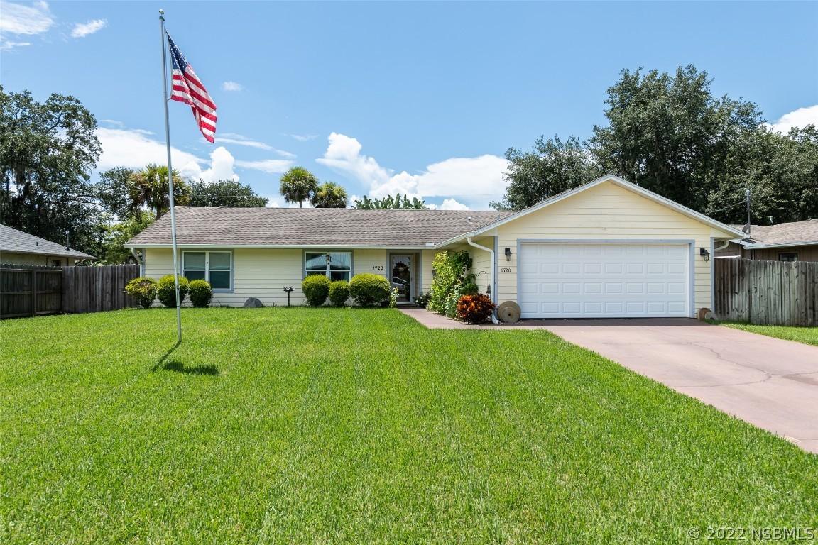 1720 Needle Palm Dr., Edgewater, FL 32132