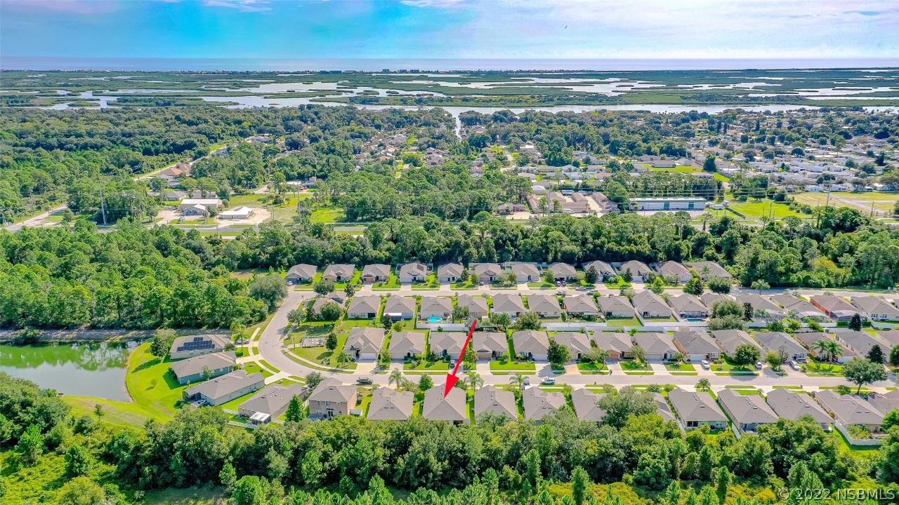 532 Safe Harbor Dr., Edgewater, FL 32141