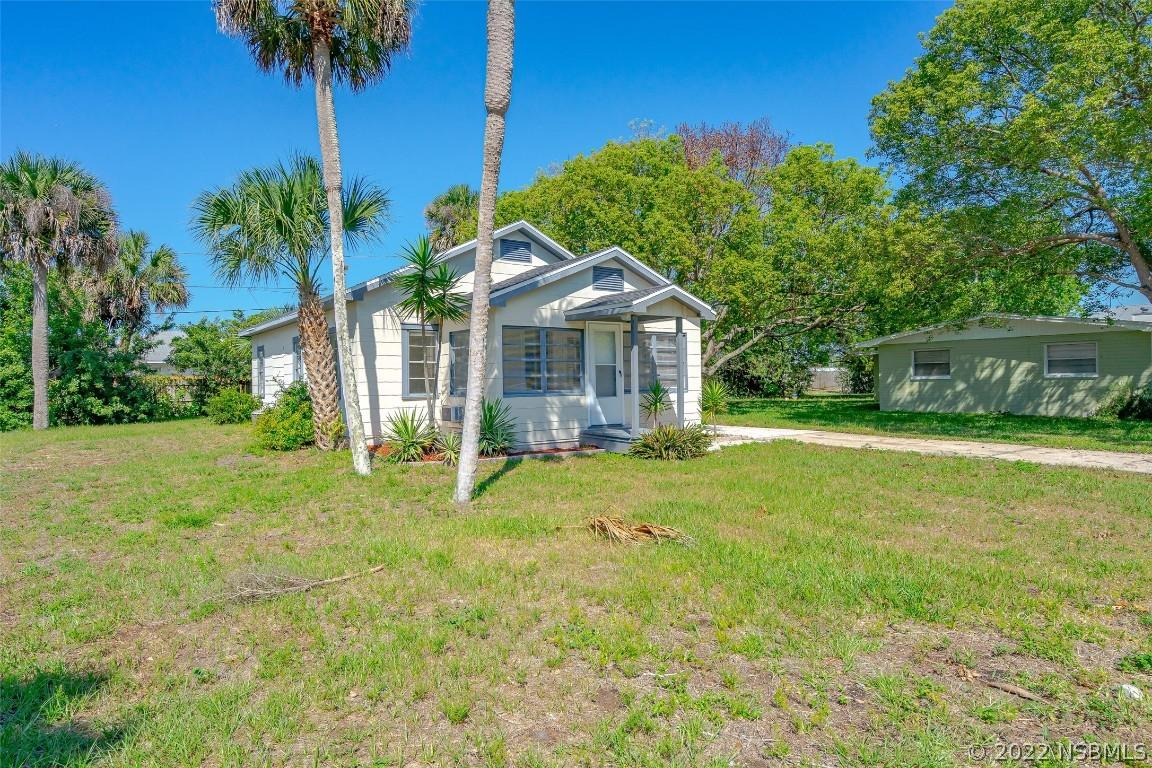 1858 Fern Palm Dr., Edgewater, FL 32141