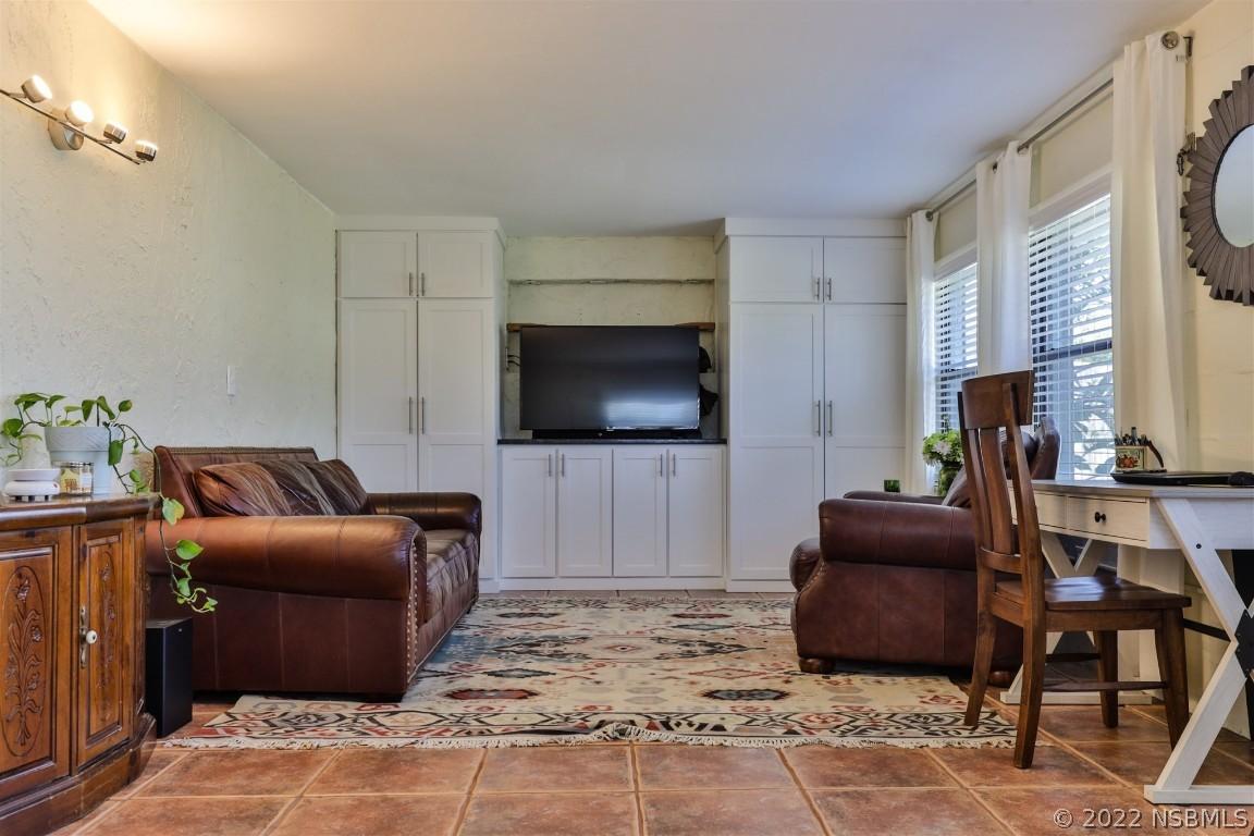 4625 Doris Dr., New Smyrna Beach, FL 32169