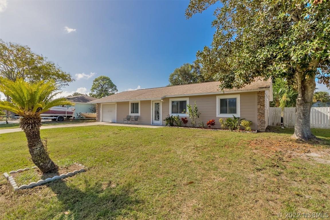 2322 Evergreen Dr., Edgewater, FL 32141