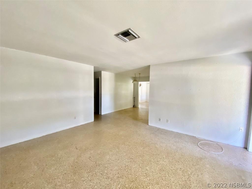 1610 Magnolia St., New Smyrna Beach, FL 32168