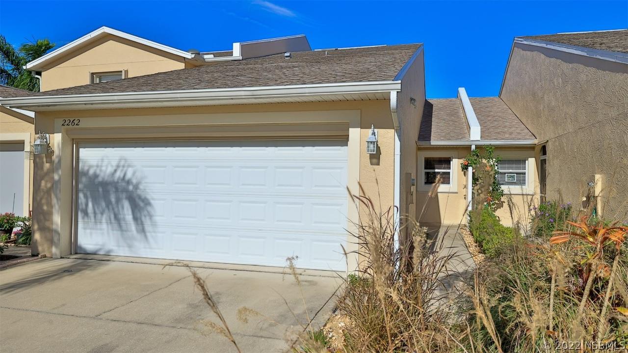 2262 Hawks Cove Cir., New Smyrna Beach, FL 32168
