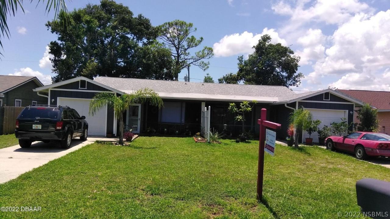 1914 Fern Palm Dr., Edgewater, FL 32141