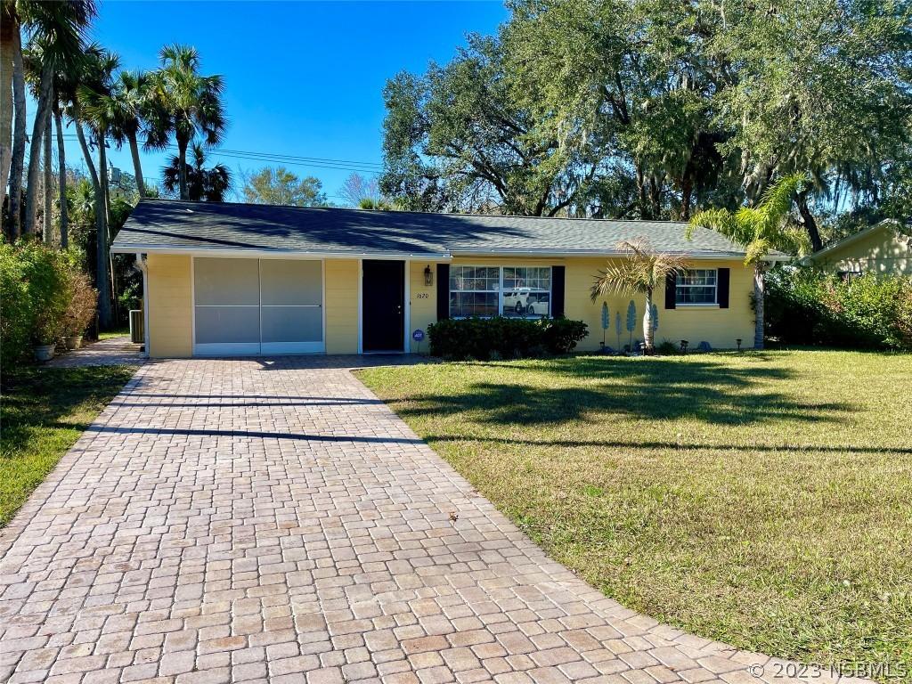 1620 Orange Tree Dr., Edgewater, FL 32132