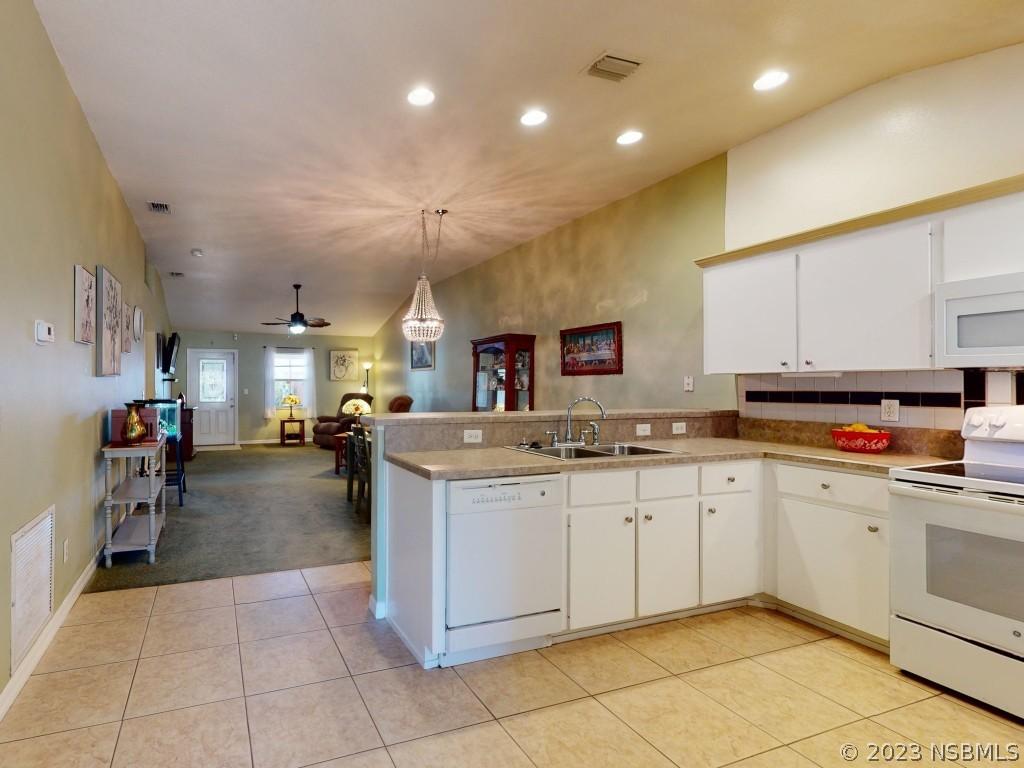 2207 India Palm Dr., Edgewater, FL 32141