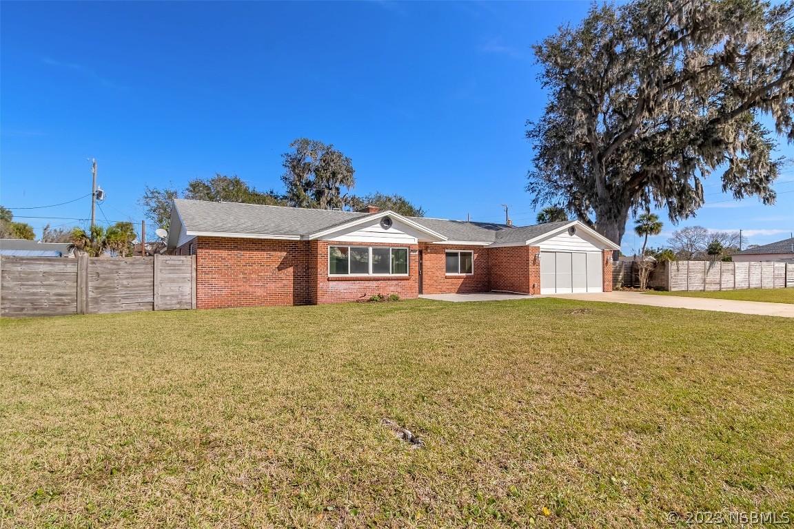 1815 Kumquat Dr., Edgewater, FL 32132