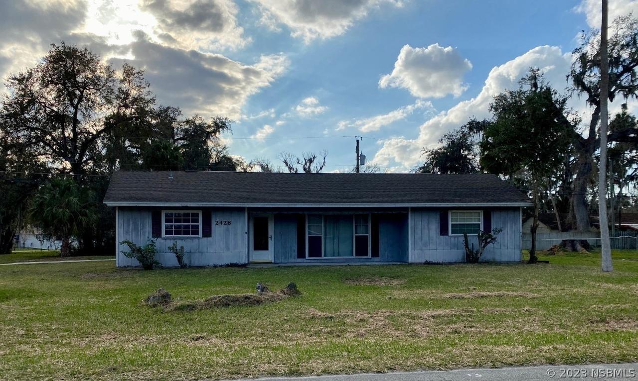 2428 Kumquat Dr., Edgewater, FL 32141