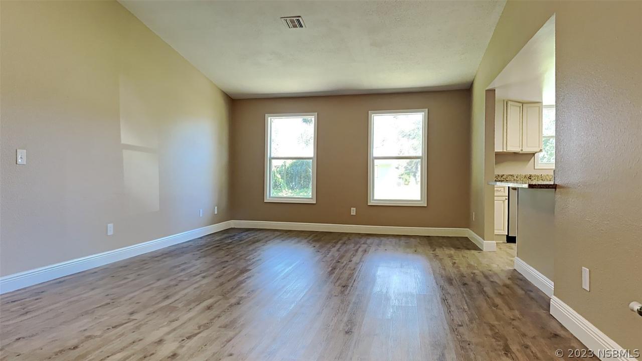 1419 Sabal Palm Dr., Edgewater, FL 32132