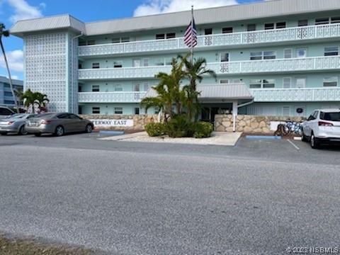 325 N North Causeway #D-104, New Smyrna Beach, FL 32169