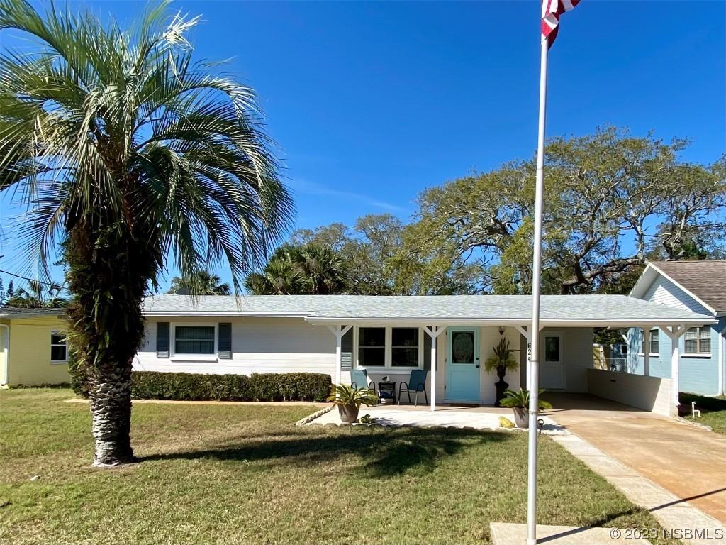 624 Yupon Ave., New Smyrna Beach, FL 32169