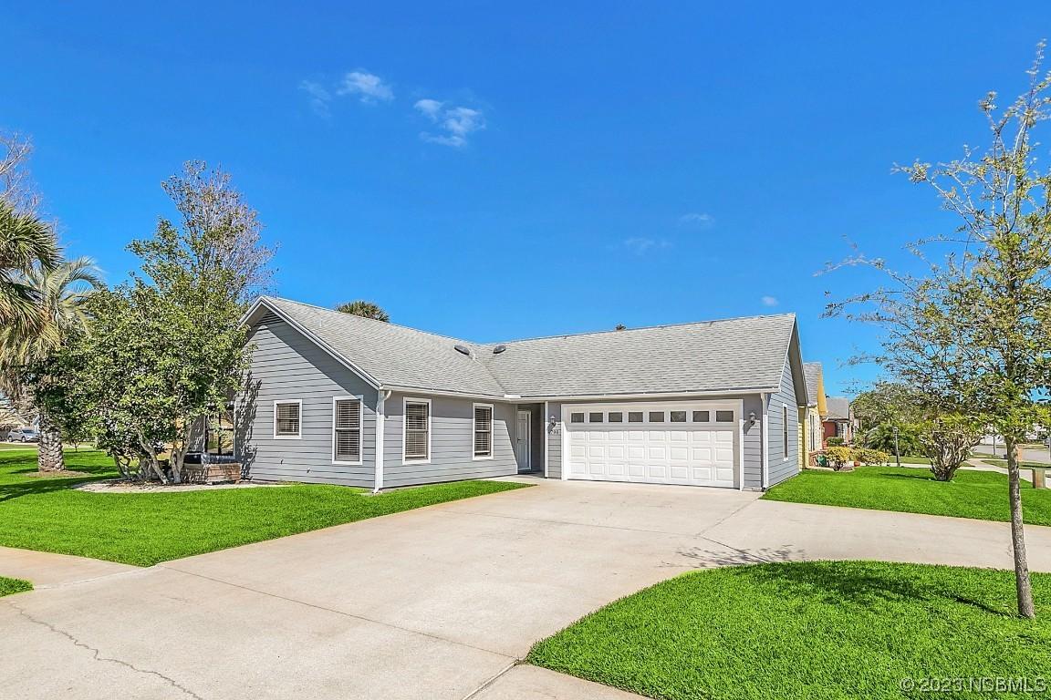 798 Pine Shores Cir., New Smyrna Beach, FL 32168