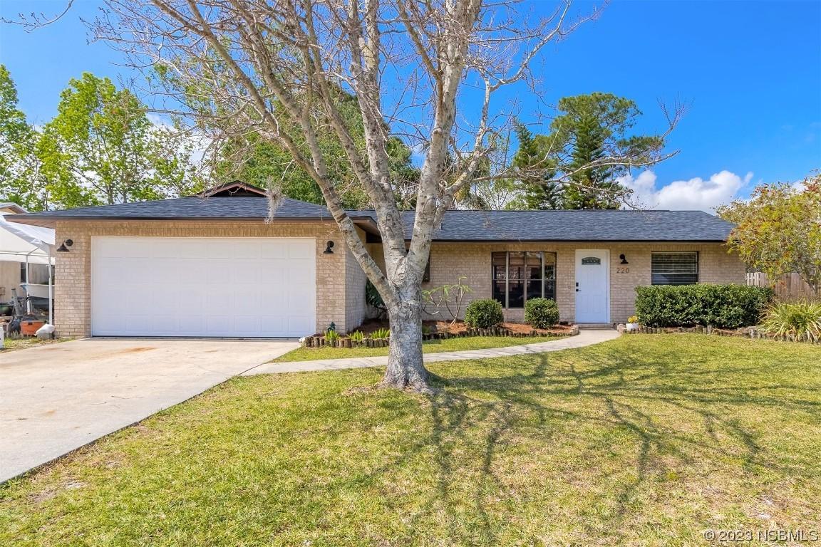 220 Wildwood Dr., Edgewater, FL 32132