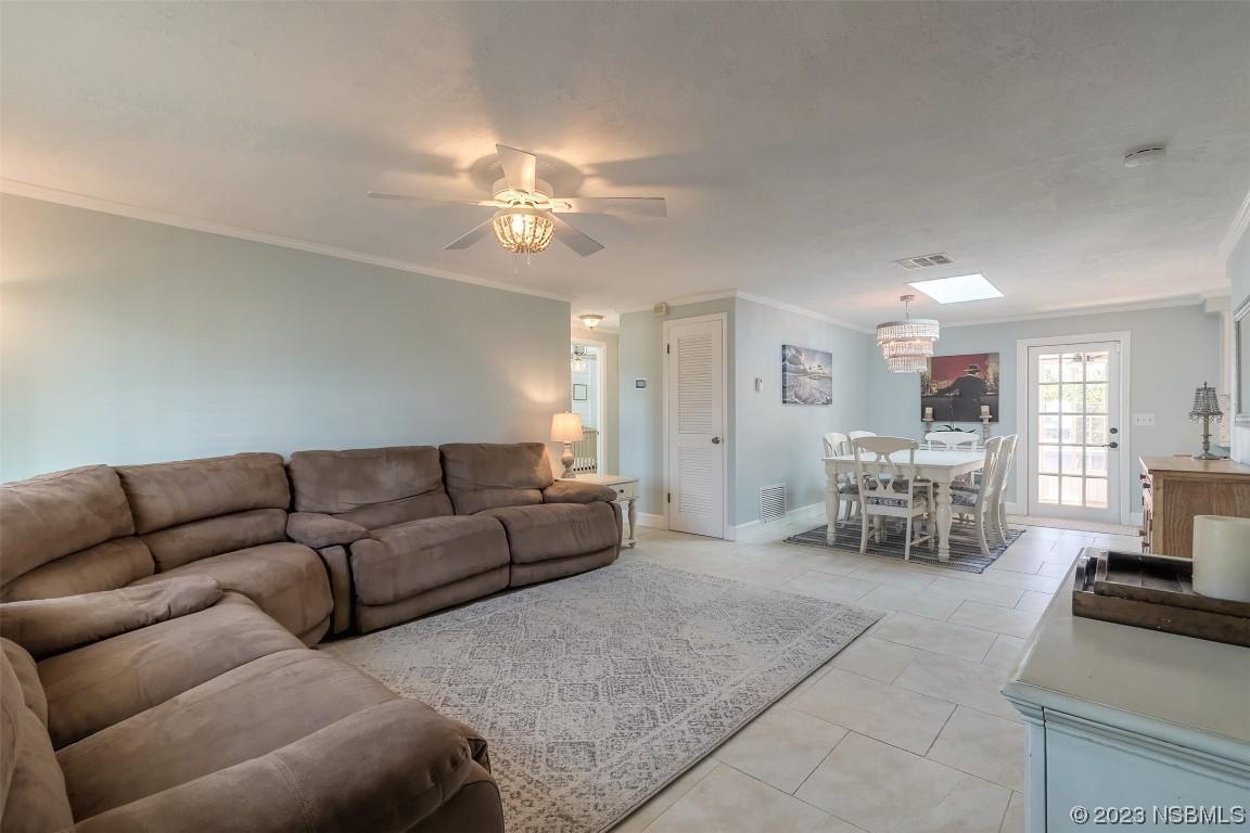 7 Edmond Ct, New Smyrna Beach, FL 32169