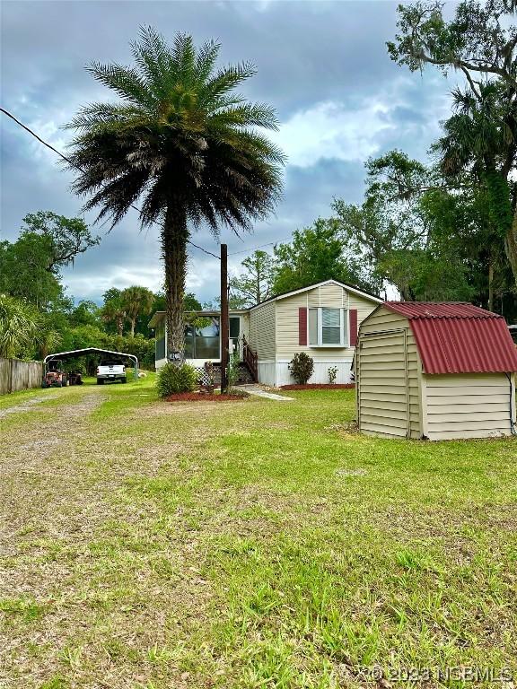 1749 Elizabeth St., New Smyrna Beach, FL 32168