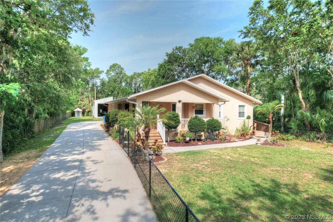 1720 Maplewood Dr., Edgewater, FL 32132