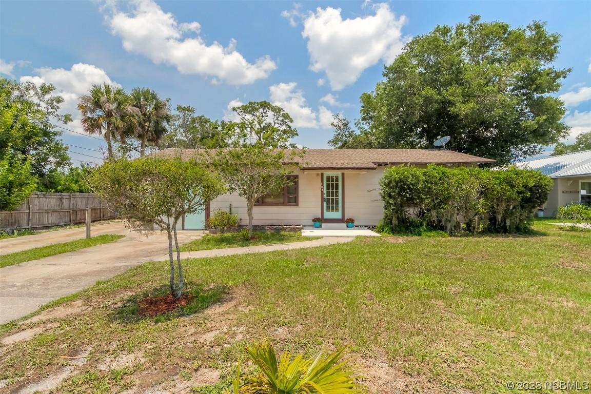 107 E Ocean Ave., Edgewater, FL 32132