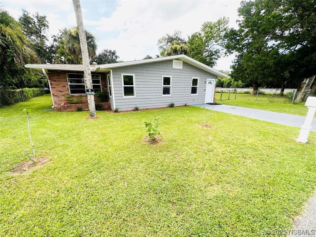 303 Joyce St., Edgewater, FL 32132