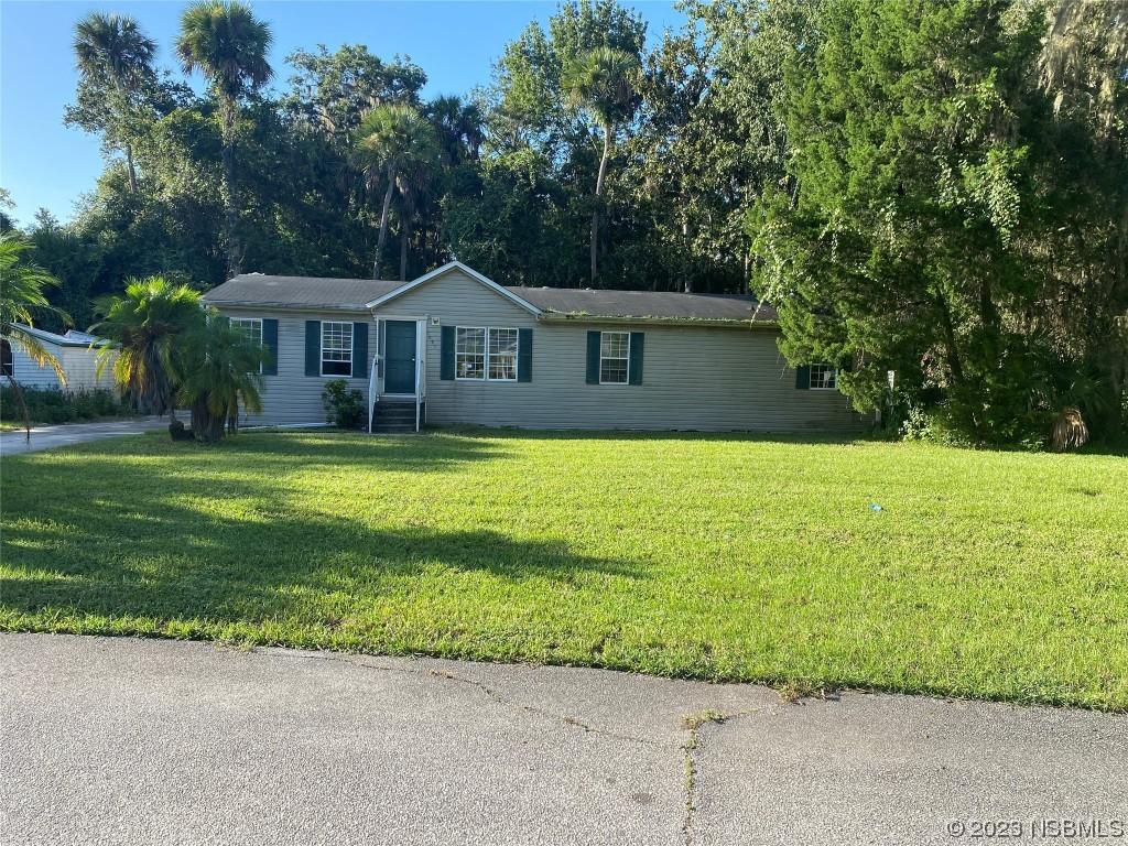 1681 Cadiz Ave., New Smyrna Beach, FL 32168