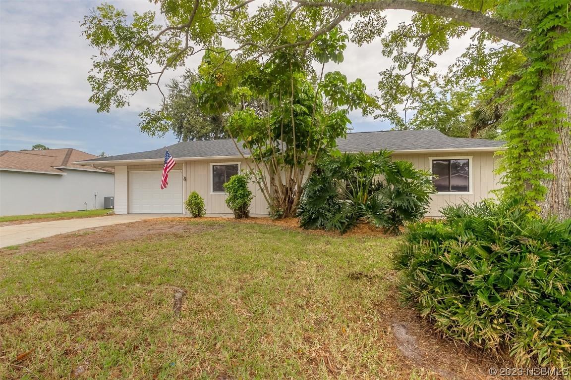 3319 Victory Palm Dr., Edgewater, FL 32141