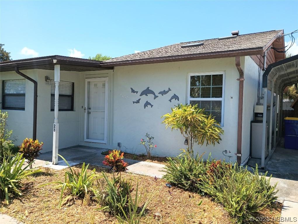 28 Kingfisher Ln., Edgewater, FL 32141