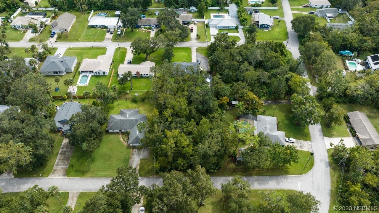 2252 Juanita Dr., New Smyrna Beach, FL 32168