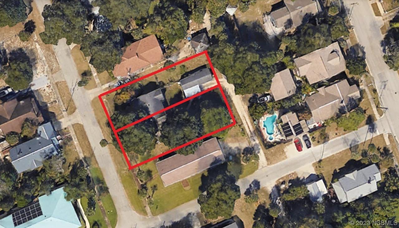 909 Live Oak St., New Smyrna Beach, FL 32168