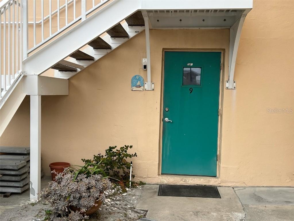 581 N Atlantic Ave. #9, New Smyrna Beach, FL 32169