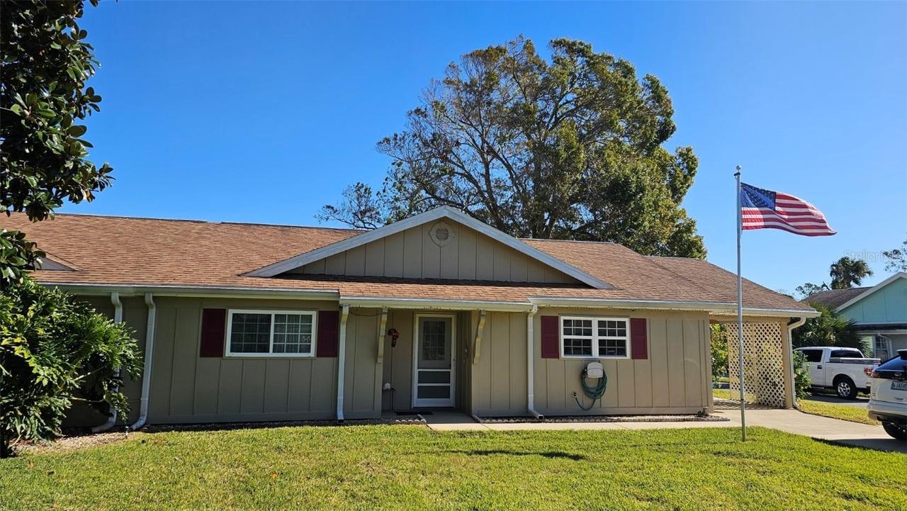 40 Sandra Cir., New Smyrna Beach, FL 32168