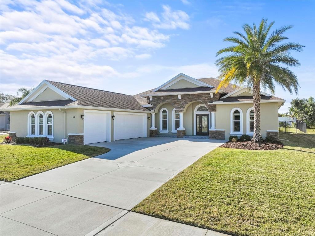 508 Campana St., New Smyrna Beach, FL 32168