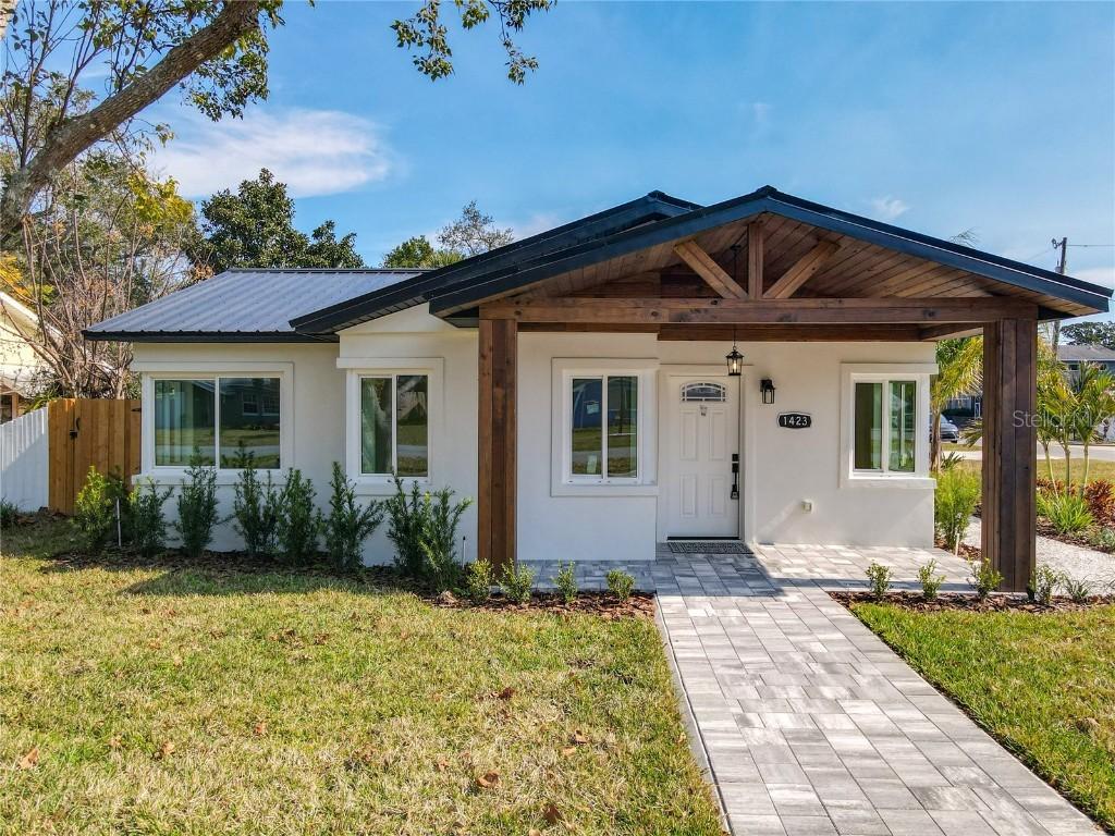 1423 Palmetto St., New Smyrna Beach, FL 32168