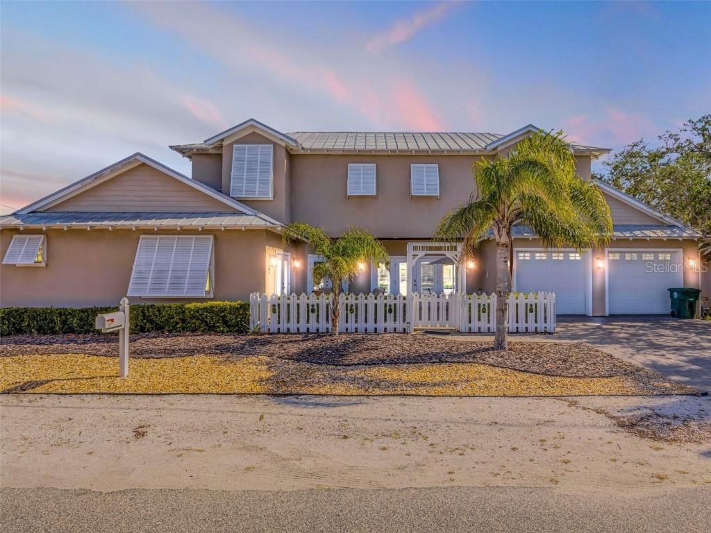 201 S Cooper St., New Smyrna Beach, FL 32169