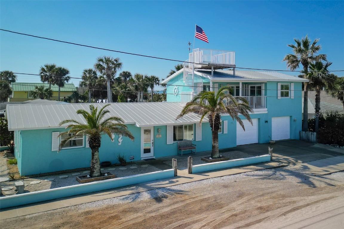 923 Locust St., New Smyrna Beach, FL 32169