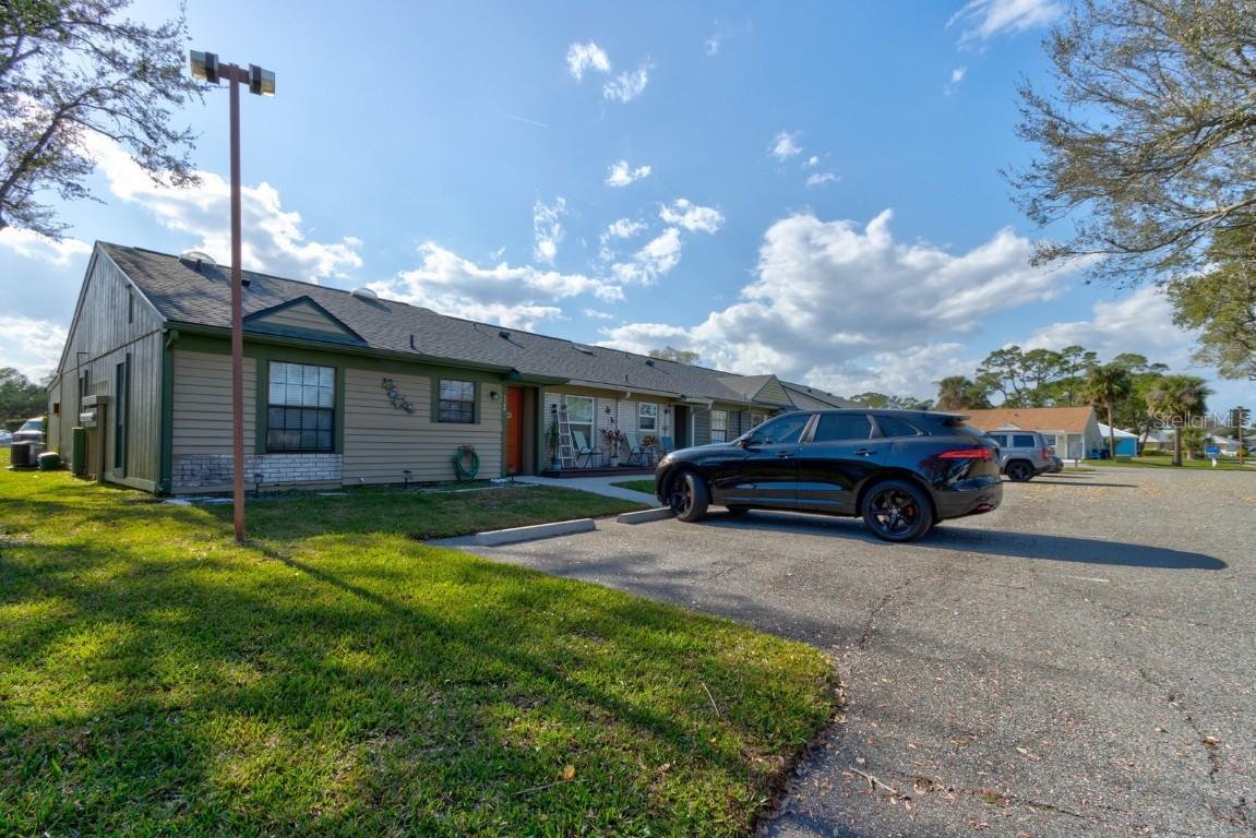 1140 Fairvilla Dr., New Smyrna Beach, FL 32168