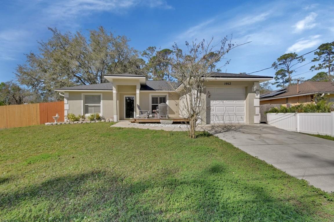1462 General Mcarthur Ave., Daytona Beach, FL 32124