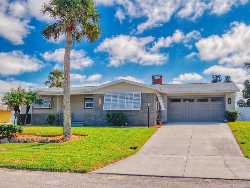 18 Silk Oaks Dr., Ormond Beach, FL 32176