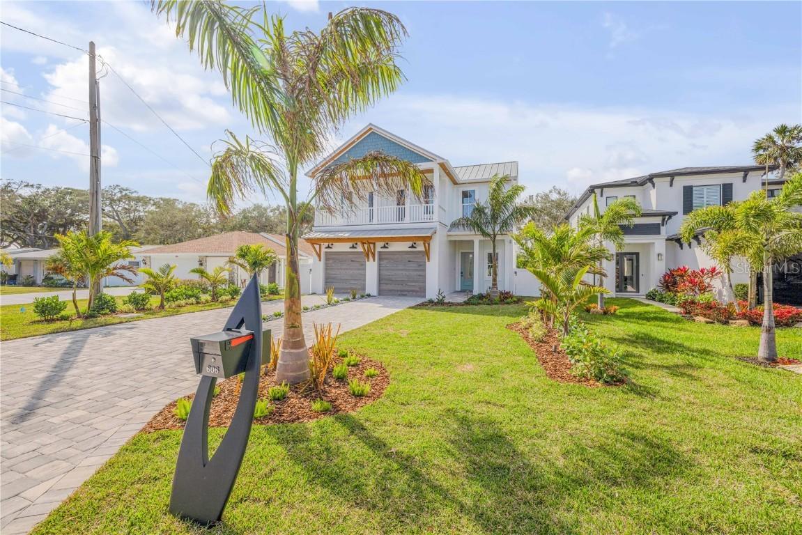 606 Yupon Ave., New Smyrna Beach, FL 32169
